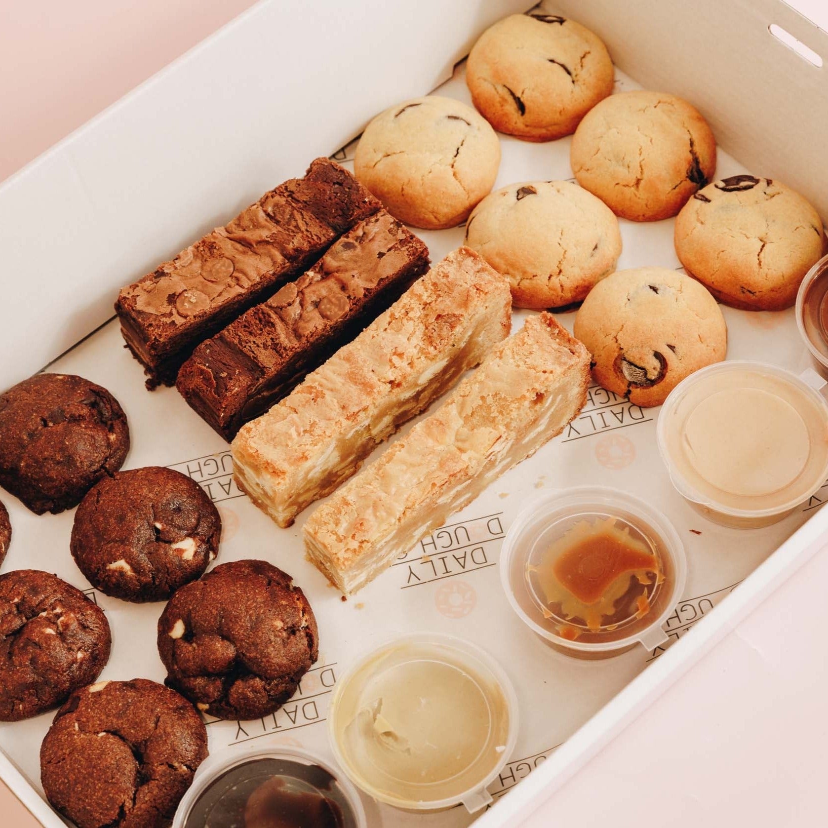 Mixed mini dipper box