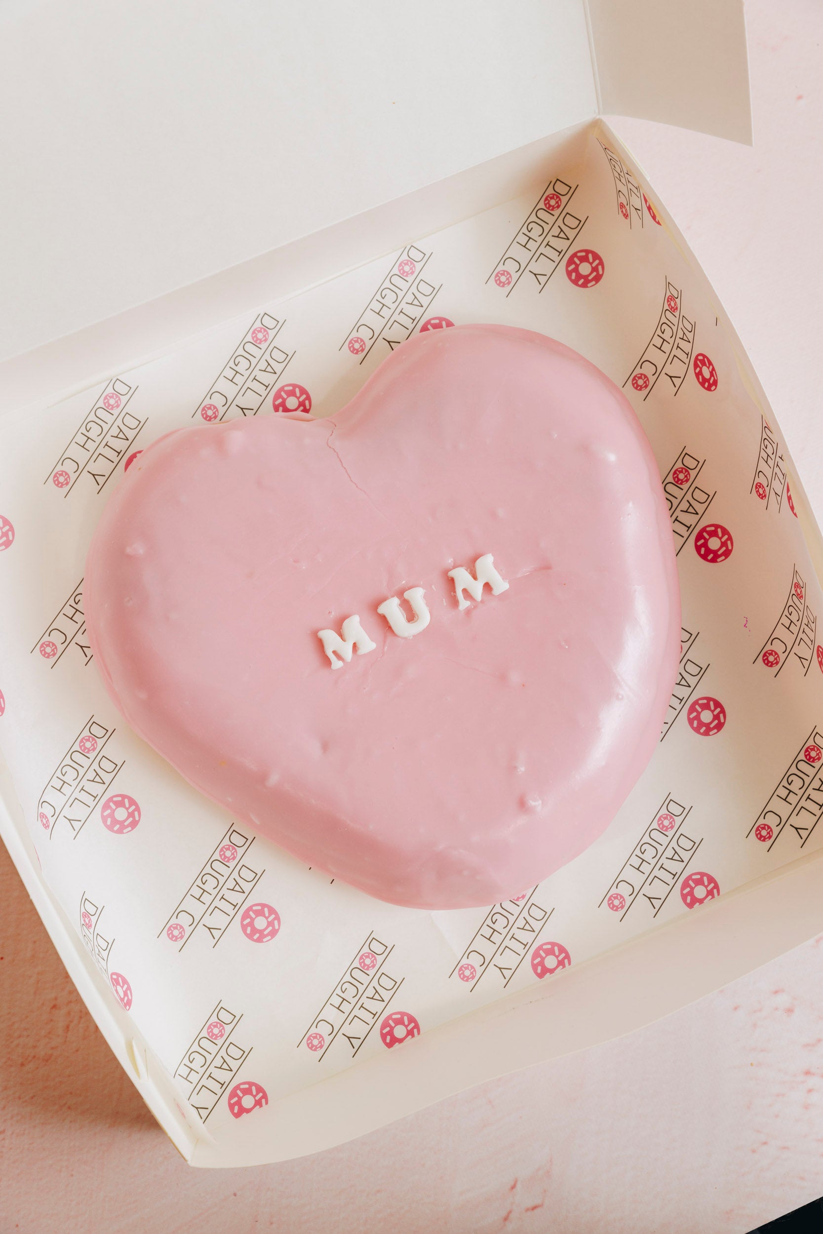 Mum XL heart doughnut