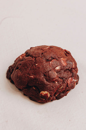 Red velvet stuffed cookie